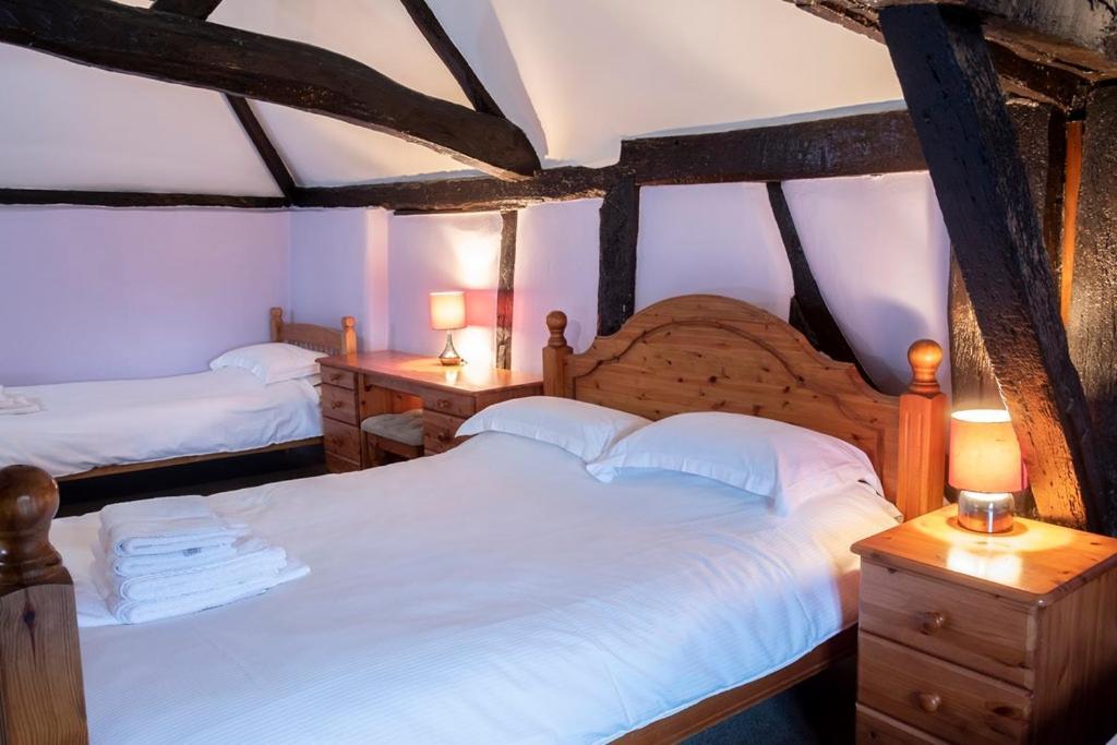The Crown Hotel Alton  Extérieur photo